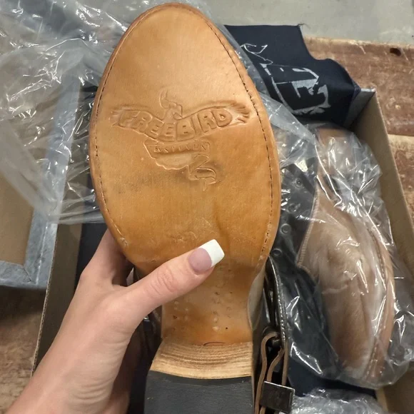 Freebird “Saloon” Tan Ankle Boots with Buckle and Studs - Picture 3 of 7